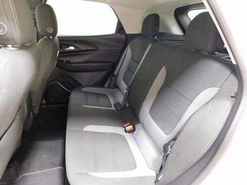 Used 2025 Chevrolet TrailBlazer LT image 10