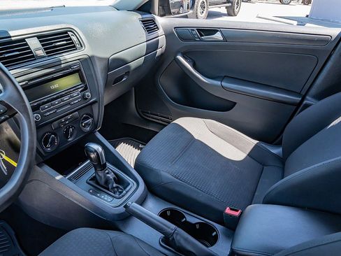 Used 2015 Volkswagen Jetta S w/ Welcome Package FWD image 15