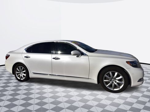 Used 2008 Lexus LS 460 L image 3