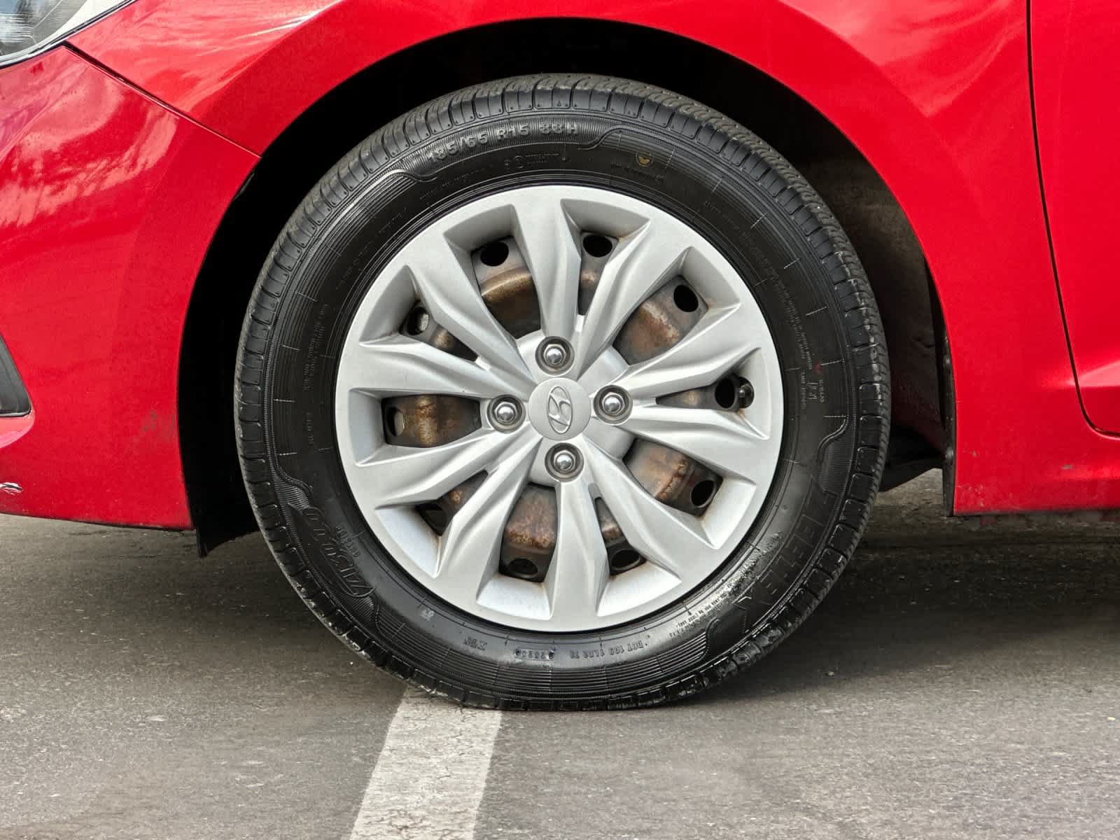 Used 2021 Hyundai Accent SE FWD image 25