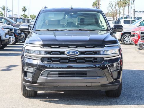 Used 2024 Ford Expedition Max XLT RWD image 2