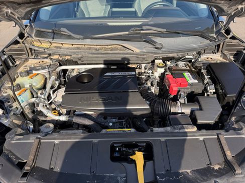 Used 2023 Nissan Rogue SV FWD image 21