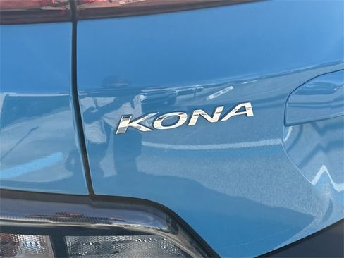 Certified 2022 Hyundai Kona SEL w/ Convenience Package image 9
