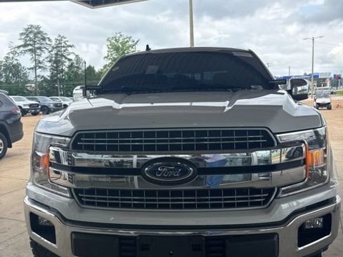 Used 2020 Ford F150 Lariat AWD/4WD image 2
