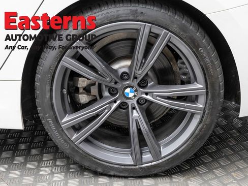 Used 2022 BMW 330i xDrive Sedan w/ M Sport Package image 8