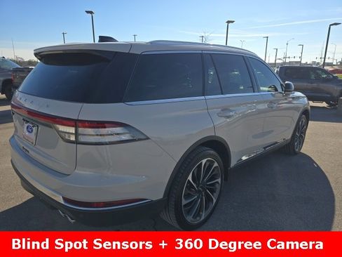 Used 2025 Lincoln Aviator Reserve w/ Equipment Group 201A image 5