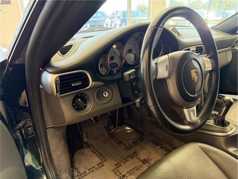 Used 2006 Porsche 911 Carrera S image 33