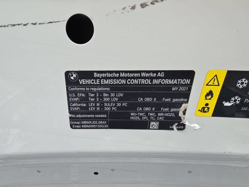 Used 2020 BMW 330i Sedan w/ Convenience Package image 24