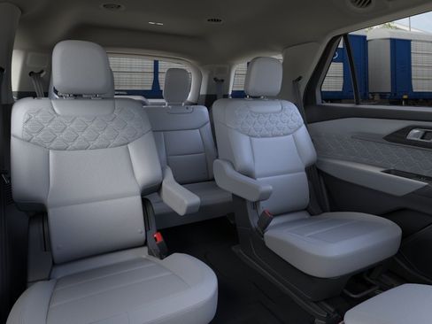 New 2026 Ford Explorer Platinum AWD/4WD image 11