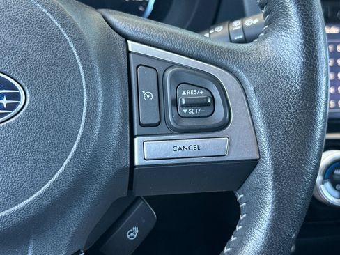 Used 2017 Subaru Forester 2.5i Touring AWD/4WD image 27