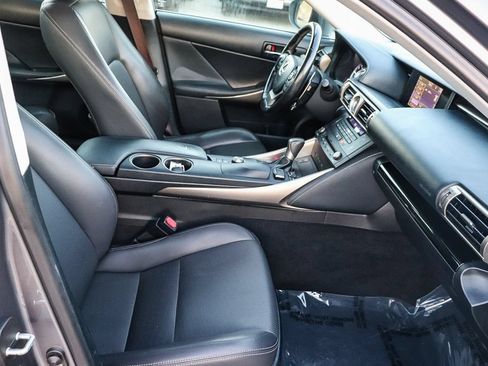 Used 2016 Lexus IS 200t w/ Navigation System Package RWD image 21