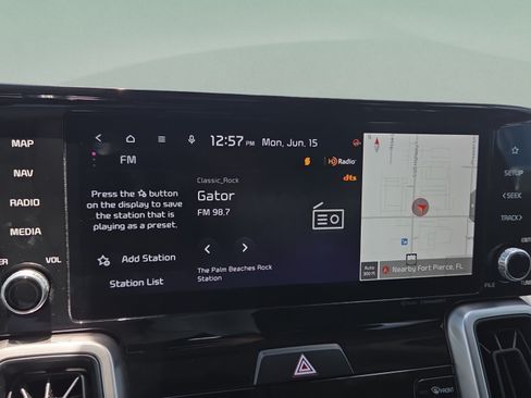 Used 2023 Kia Sorento S w/ Panoramic Sunroof Package FWD image 29