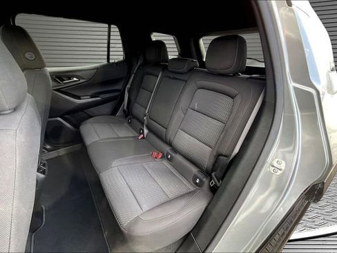 Used 2025 Chevrolet Equinox LT AWD/4WD image 21