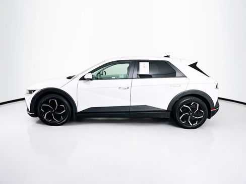 Used 2024 Hyundai Ioniq 5 SEL image 4