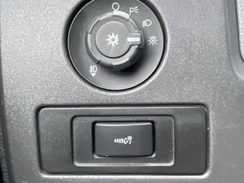 Used 2011 Ford F150 XLT w/ Trailer Tow Pkg image 24