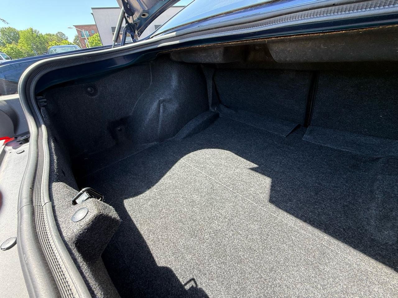 Used 2014 Dodge Challenger SXT RWD image 31