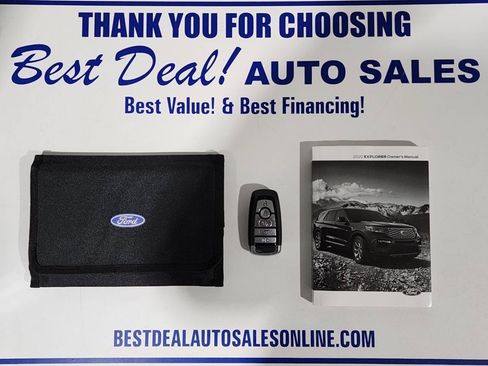 Used 2020 Ford Explorer Platinum w/ Premium Technology Package AWD/4WD image 40