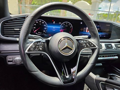 Used 2025 Mercedes-Benz GLE 450 4MATIC Coupe image 30