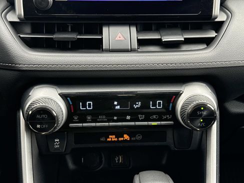 Used 2024 Toyota RAV4 XLE image 11