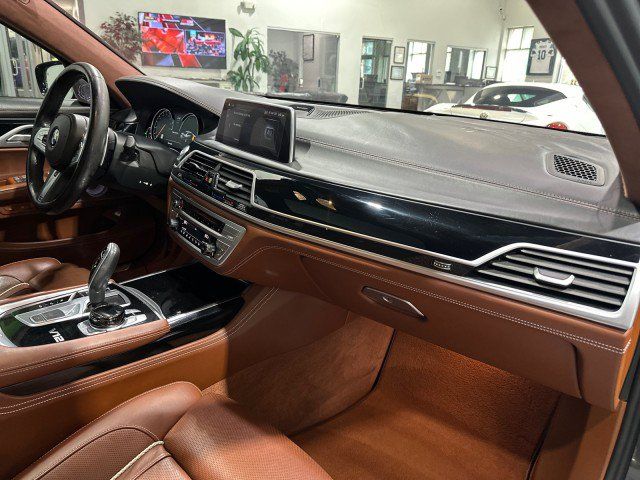 Used 2019 BMW M760i xDrive w/ Luxury Rear Seating Package AWD/4WD image 65