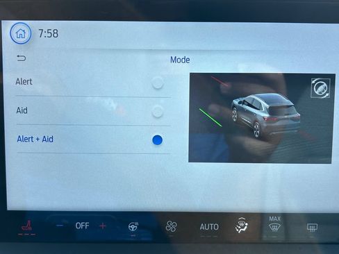 Used 2024 Ford Escape SE FWD image 36