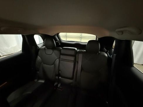 Used 2018 Jeep Cherokee Limited AWD/4WD image 20
