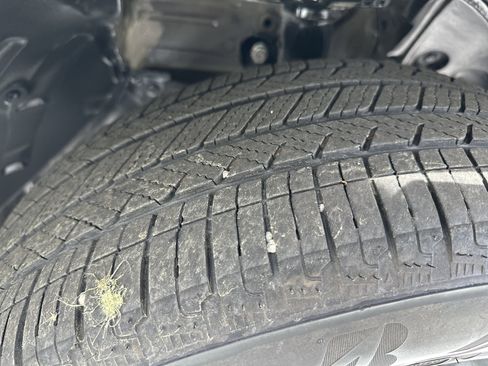 Used 2025 Honda Pilot Elite image 12