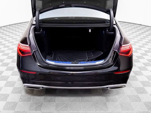 Certified 2025 Mercedes-Benz S 500 4MATIC image 33