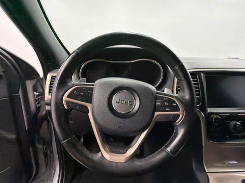 Used 2014 Jeep Grand Cherokee Altitude AWD/4WD image 11