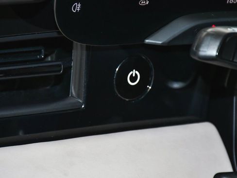 Used 2021 Porsche Taycan Turbo image 23