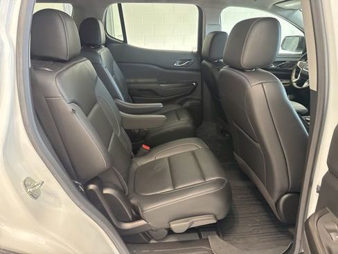 Certified 2023 GMC Acadia SLT w/ Elevation Edition image 13