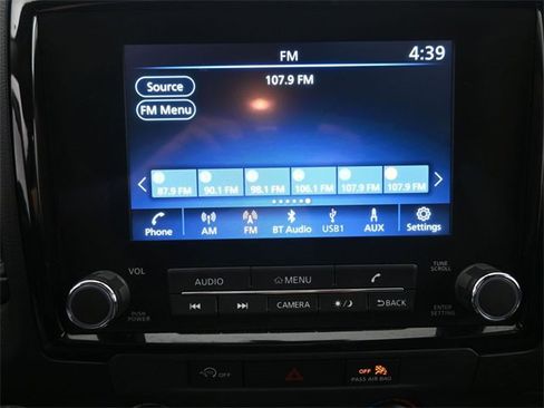 Used 2023 Nissan Frontier S image 3