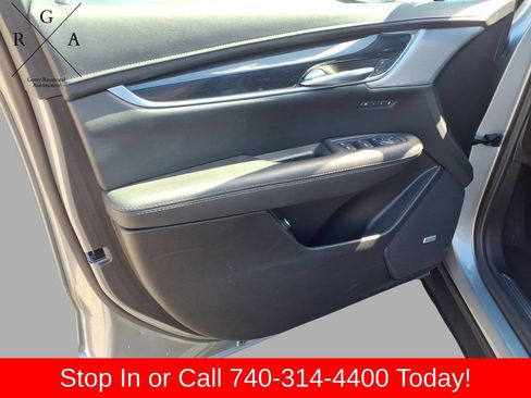 Used 2025 Cadillac XT5 Premium Luxury AWD/4WD image 16