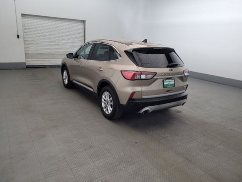 Used 2020 Ford Escape SE FWD image 5