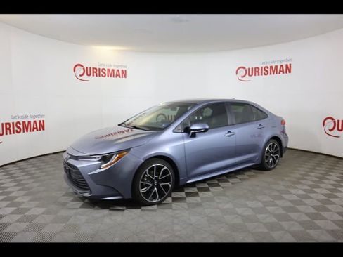 Used 2025 Toyota Corolla LE image 6