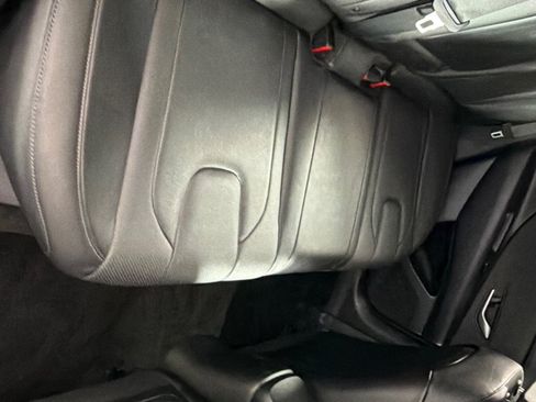 Used 2023 Hyundai Elantra Limited FWD image 21