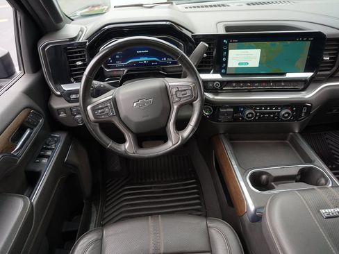 Used 2024 Chevrolet Silverado 3500 High Country w/ High Country Premium Package AWD/4WD image 20