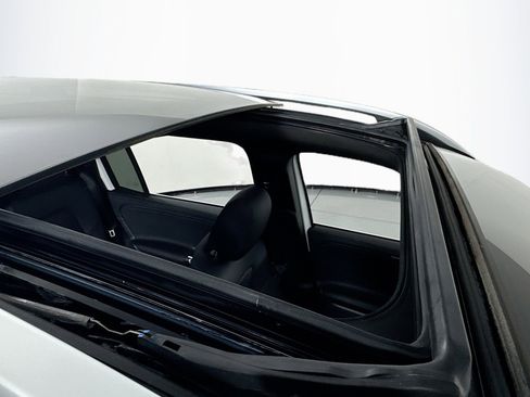 New 2026 Mercedes-Benz GLB 250 image 21