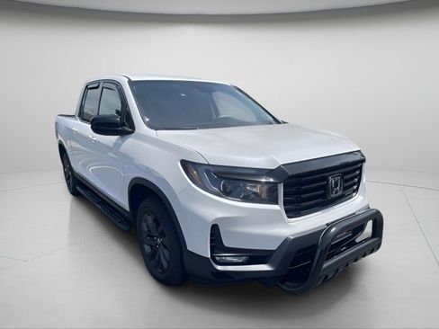 Used 2023 Honda Ridgeline Sport image 5