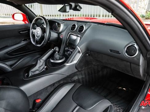 Used 2015 Dodge Viper SRT-10 RWD image 19