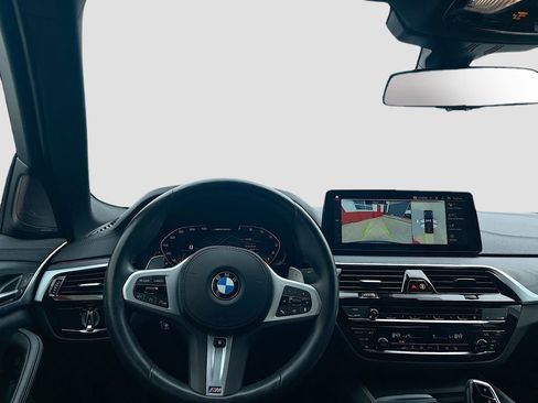 Used 2023 BMW M550i xDrive w/ Executive Package AWD/4WD image 24