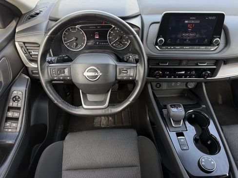 Used 2025 Nissan Rogue SV AWD/4WD image 11