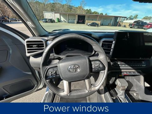 Used 2024 Toyota Tundra Limited image 29