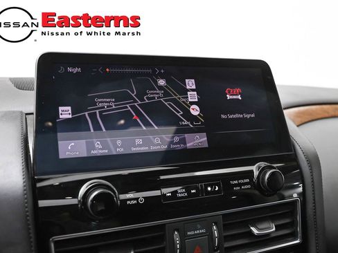 Used 2024 Nissan Armada SL AWD/4WD image 18