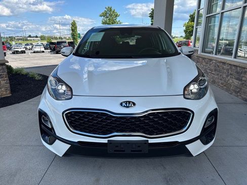 Used 2022 Kia Sportage LX w/ LX AWD Value Edition Package image 3