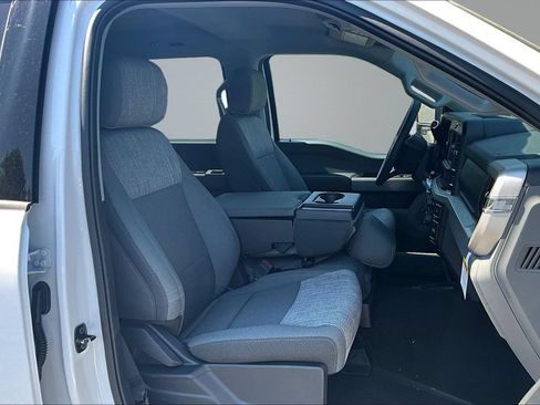 New 2026 Ford F250 XLT w/ 360-Degree Camera Package AWD/4WD image 11