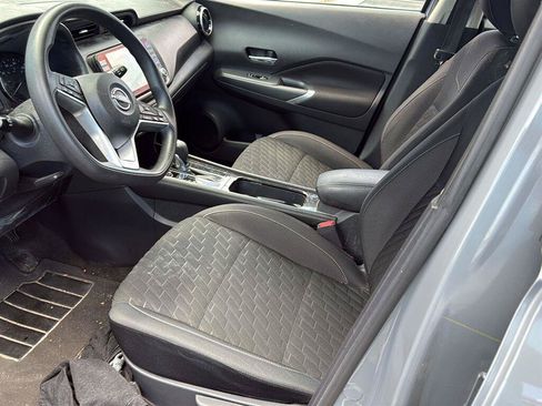 Certified 2023 Nissan Kicks SV FWD image 12