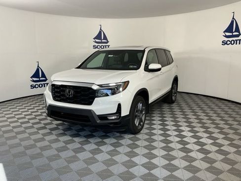 Used 2023 Honda Passport EX-L image 3