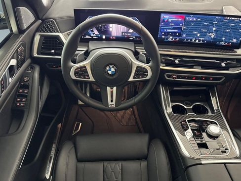 Used 2026 BMW X7 M60i AWD/4WD image 33