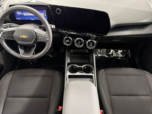 Used 2025 Chevrolet Blazer EV LT FWD image 12